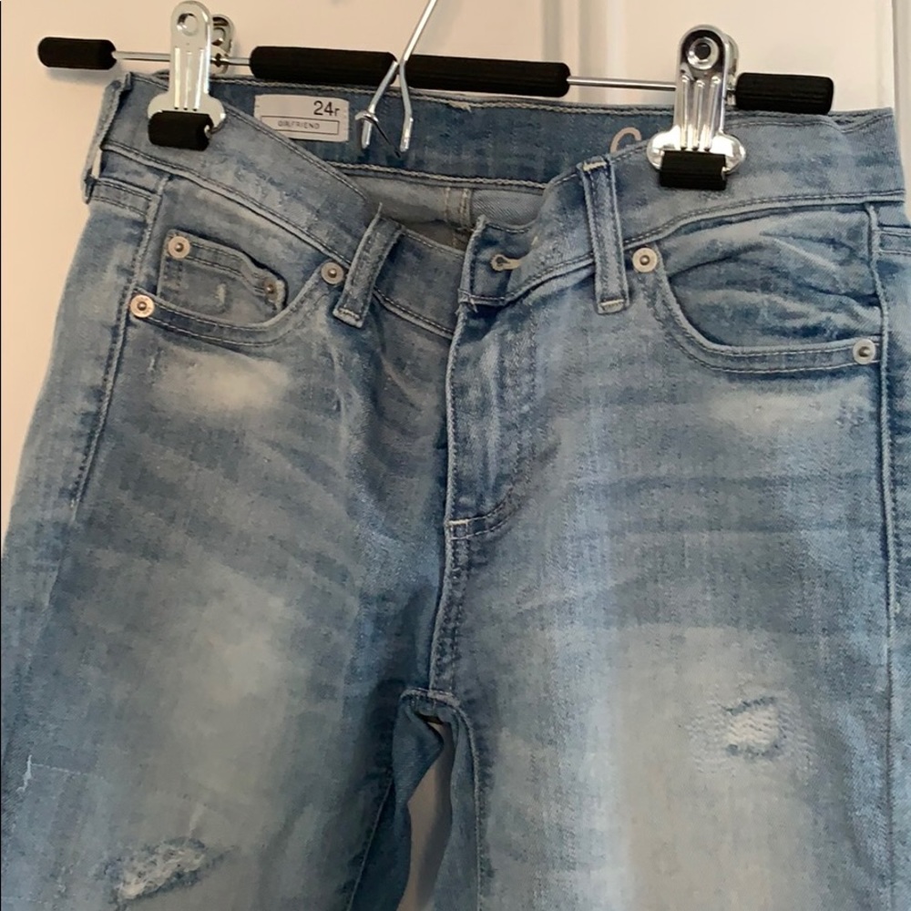 Gap Ripped Jeans - Picture 2 of 2